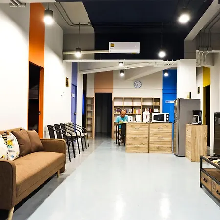 Zee Thai Hostel-3